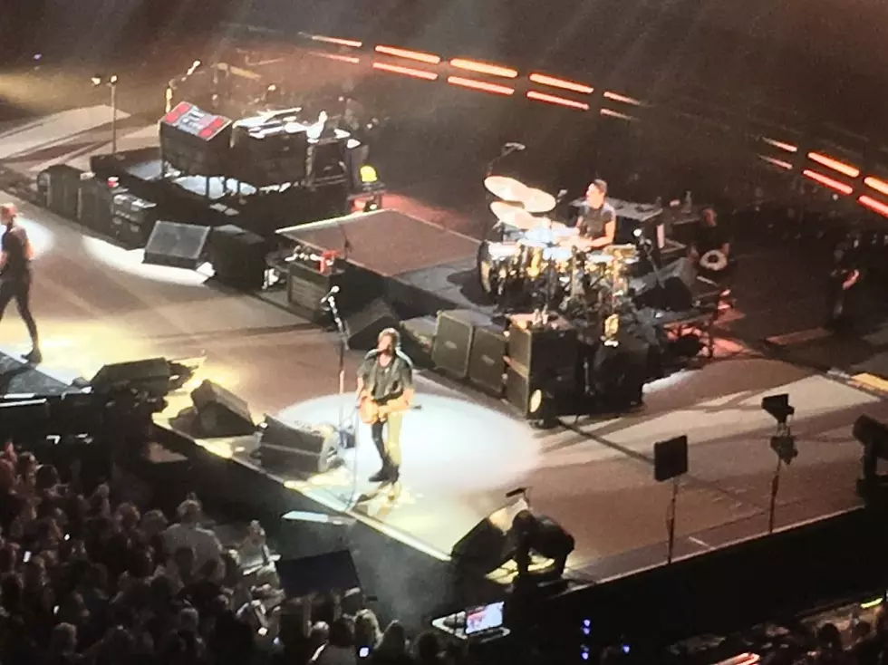 Keith Urban Ripped It Up In Minnesota on Saturday – [Photos]