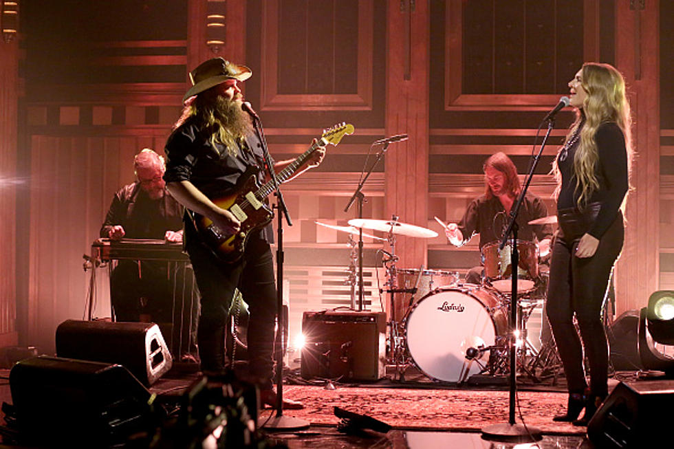 Chris Stapleton Fits Fifteen Years into the Palm of His Hand – A Video Introspective