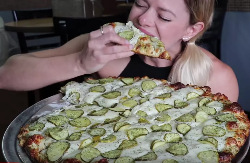 This Minnesota Pizza Nearly Broke The Internet