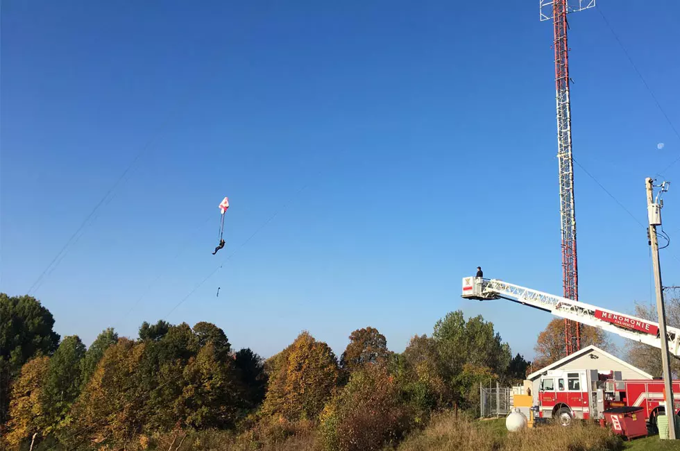 Wisconsin Base Jumper Arrested After Getting Stuck in Cell Tower Guy-Wire