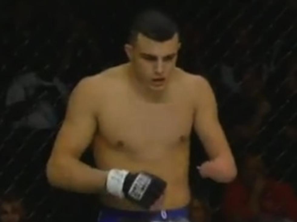 One Armed MMA Fighter Is Undefeated [Amazing Video]