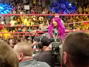 Sasha Banks Returns to WWE RAW