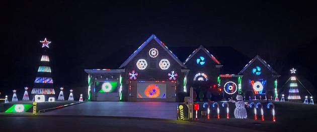 Evansville Home with Amazing Holiday Light Shows Raises Over $2,000 for Charity