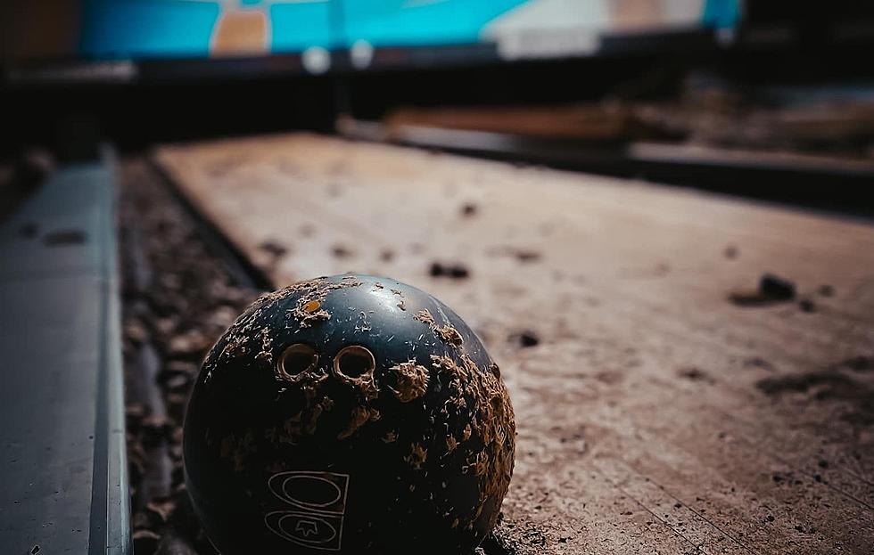 See Inside an Abandoned Indiana Bowling Alley [PHOTOS]