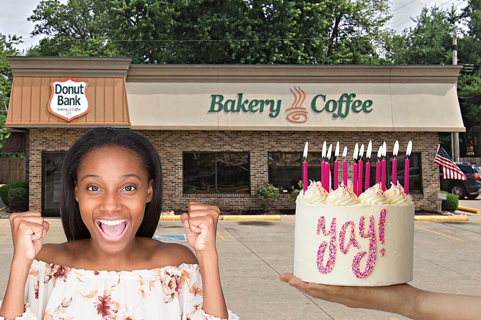 Good News! You Can Still Enjoy Donut Bank Cakes Just In Cake Square and Cupcake Form