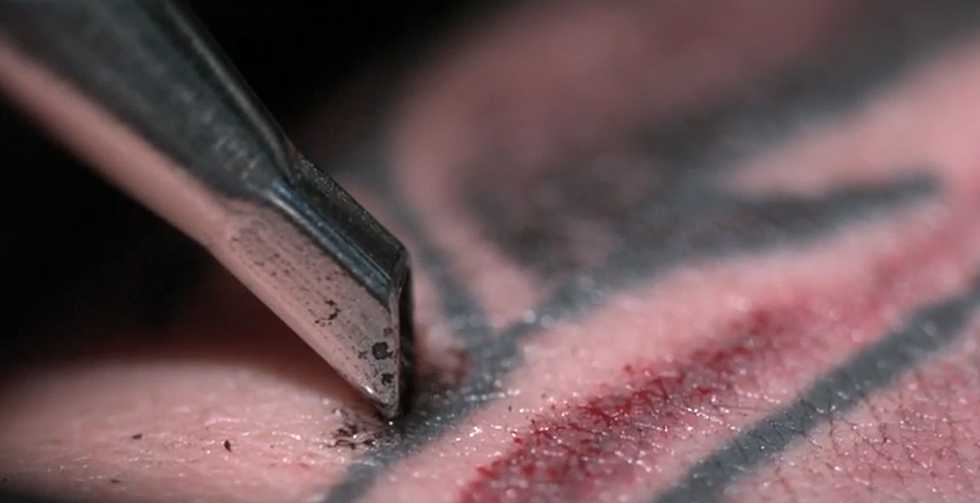 Tattoo in Slo-Mo Looks Painful