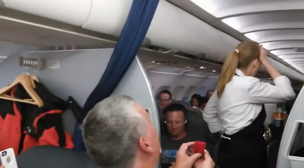 Man Proposes To Flight Attendant On Way To O’Hare [VIDEO]
