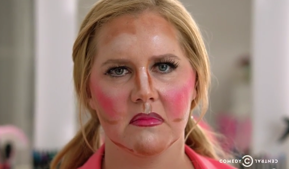Amy Schumer’s ‘Girl You Don’t Need Makeup’ Will Be Your New Jam [VIDEO]