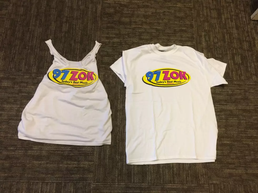 How to Turn Your T-Shirt to a Tank Top, Because it’s Hot! [PHOTOS]