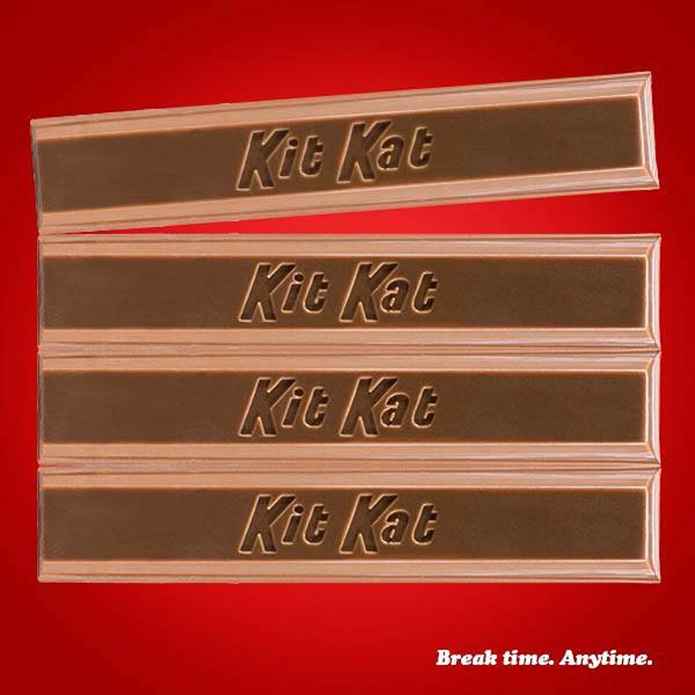 How to Eat a Kit Kat [VIDEO]