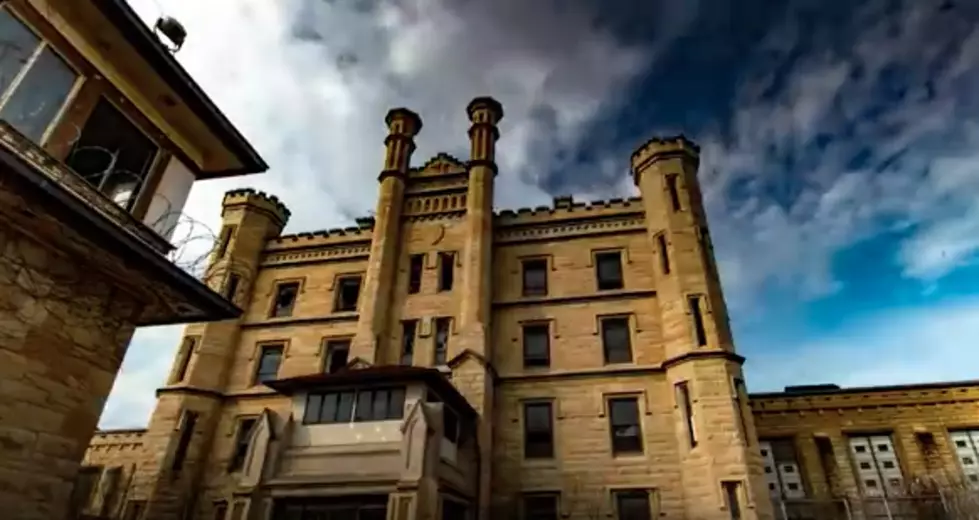 Haunting Video of Beautiful Abandoned Illinois Prison