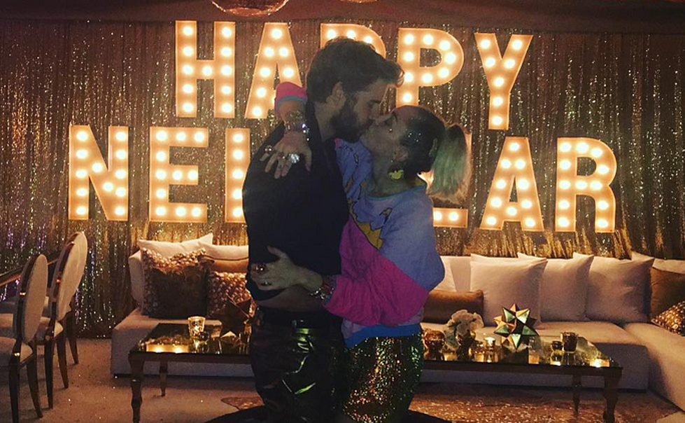 Miley Cyrus and Liam Hemsworth Maybe Got Married Over New Year’s