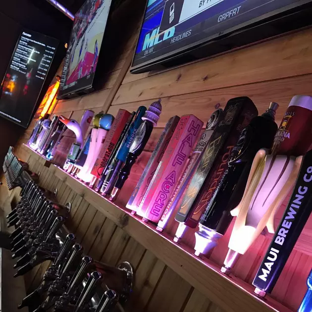 Over 40 Craft Beers Waiting for You at Rockford Area&#8217;s Newest Bar