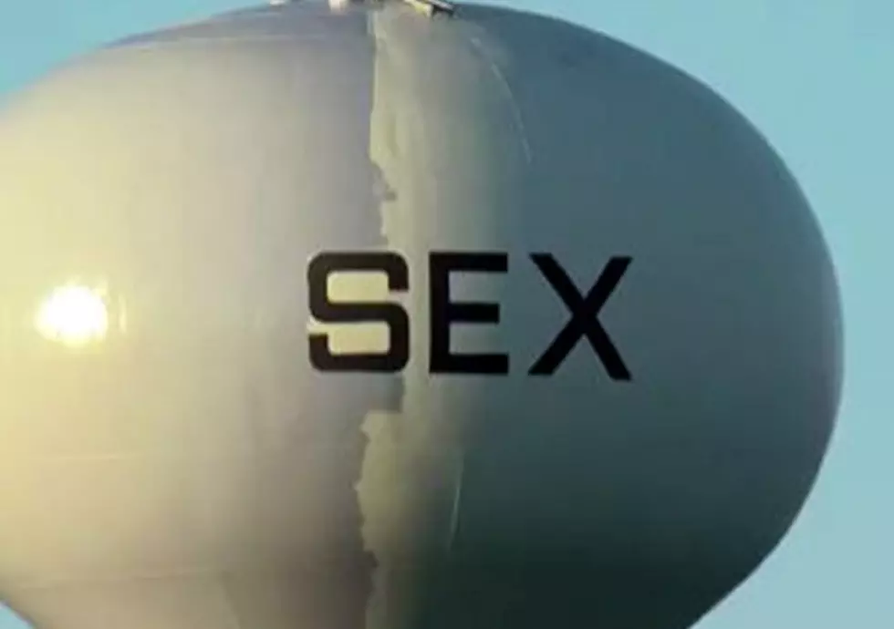 Wisconsin Water Tower Spells ‘Sex’ After Painters Take a Break