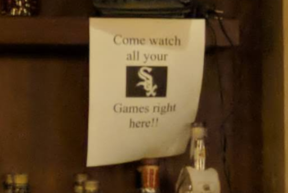 This Illinois Bar's Low-Key Jab At White Sox Fans Is Too Good