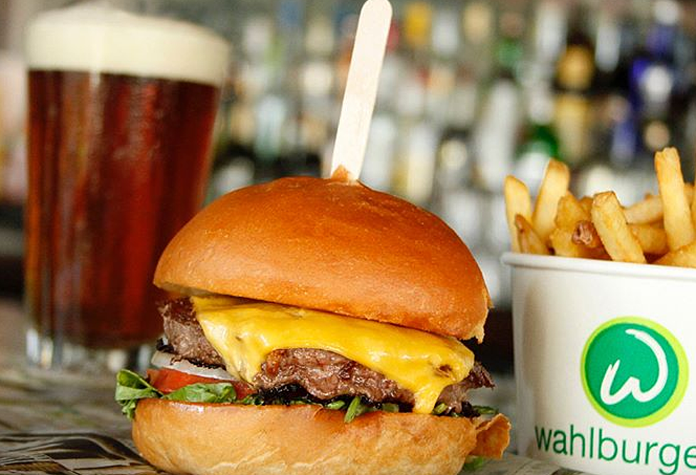 Wahlburger's First Illinois Location Opens Tomorrow
