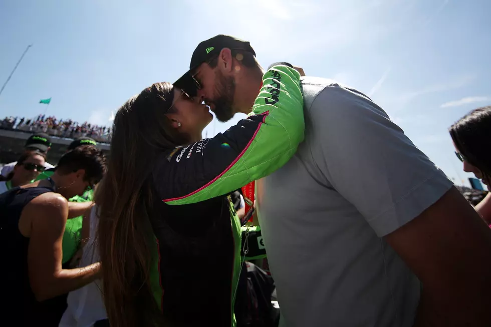QB Rodgers Got A Date With Danica Patrick After A 90s Movie Quote