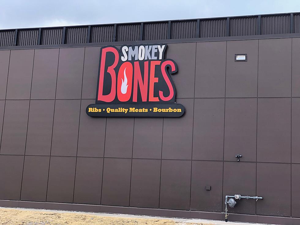 Smokey Bones Looks Like It's Officially Opening In Rockford