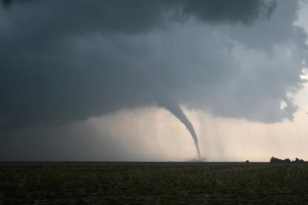 Weatherman Calls Out Tornado Warning-Hating &#8216;Bachelorette&#8217; Fans