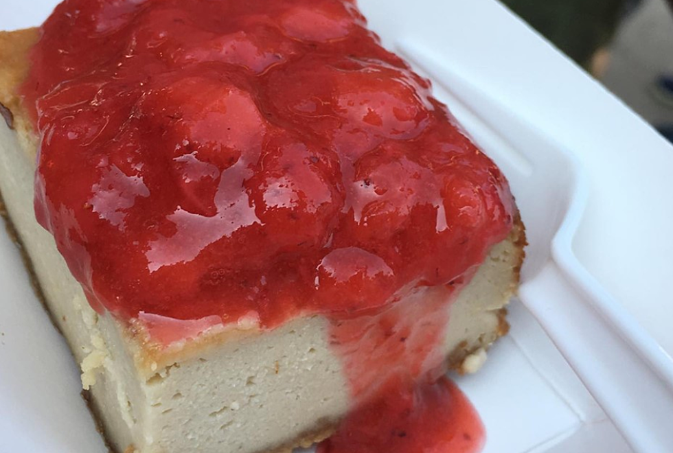 3 Great Rockford Cheesecakes if You Don’t Want to Drive to Schaumburg for the ‘Factory’
