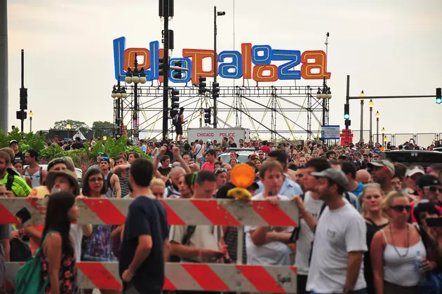Watch People Storm The Fence at Lollapalooza