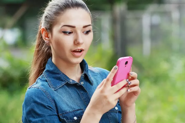 Here&#8217;s Why People Are Texting Their &#8220;Number Neighbor&#8221;