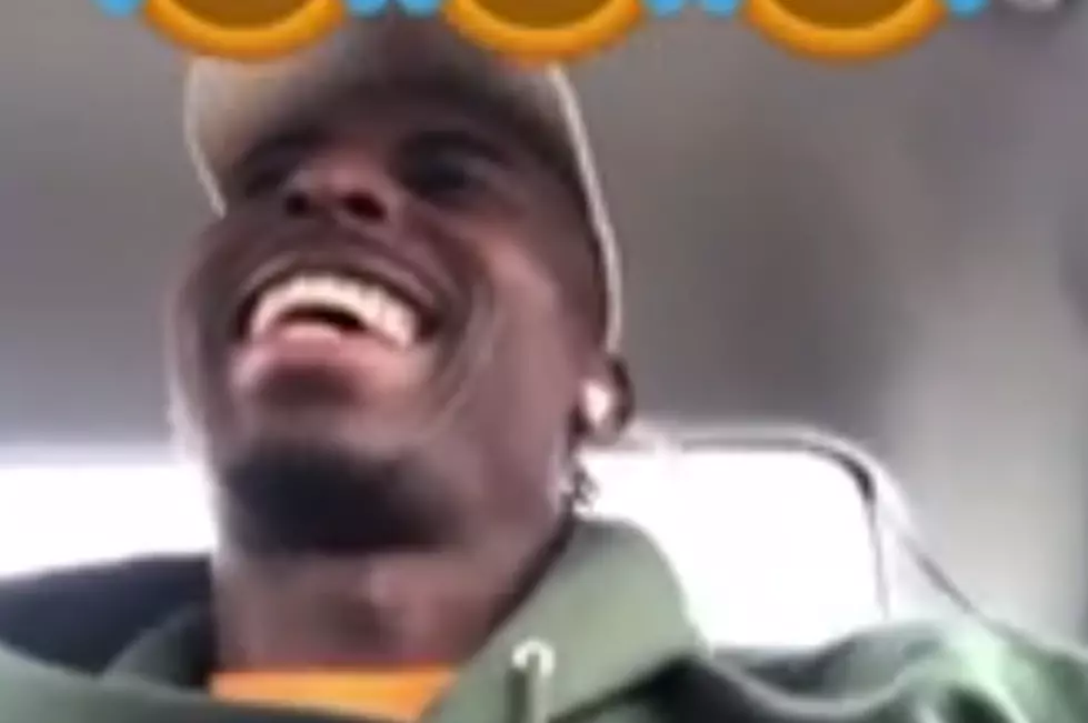 Injured Chicago Bears Player Pretends To Be A Fan While Taking An Uber
