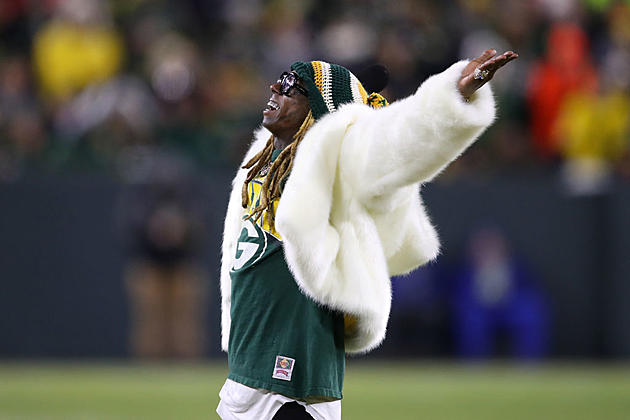 Wisconsin Man Gets Shoutout From Lil Wayne For Custom Packers Couch