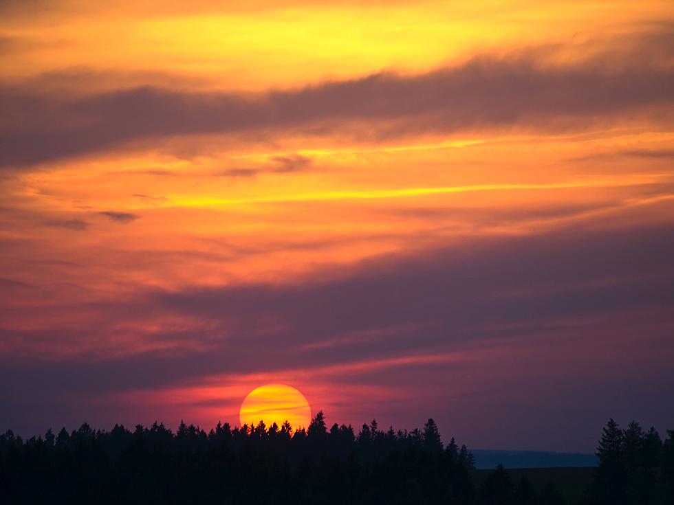Why We’ll Have Stunningly Beautiful Sunsets for the Next Week