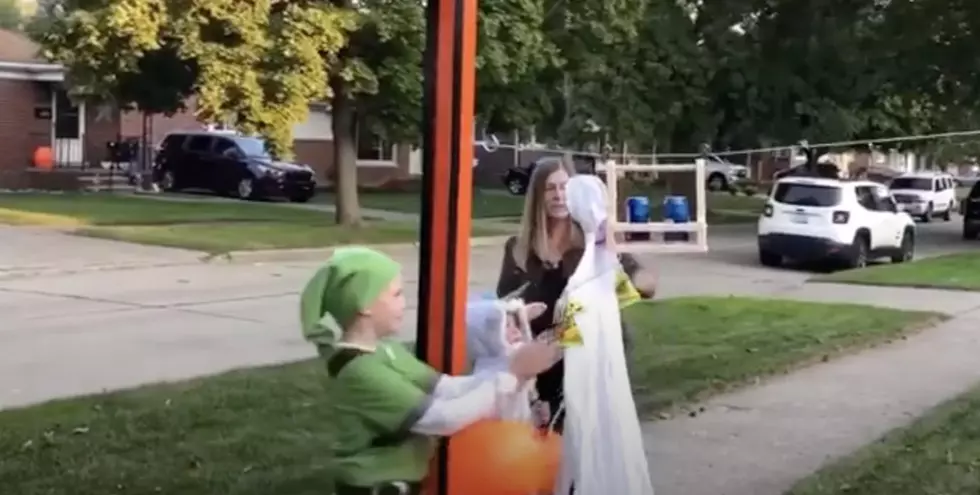Trick-or-Treat Zip-line Has Candy For Kids And Beer For Parents 
