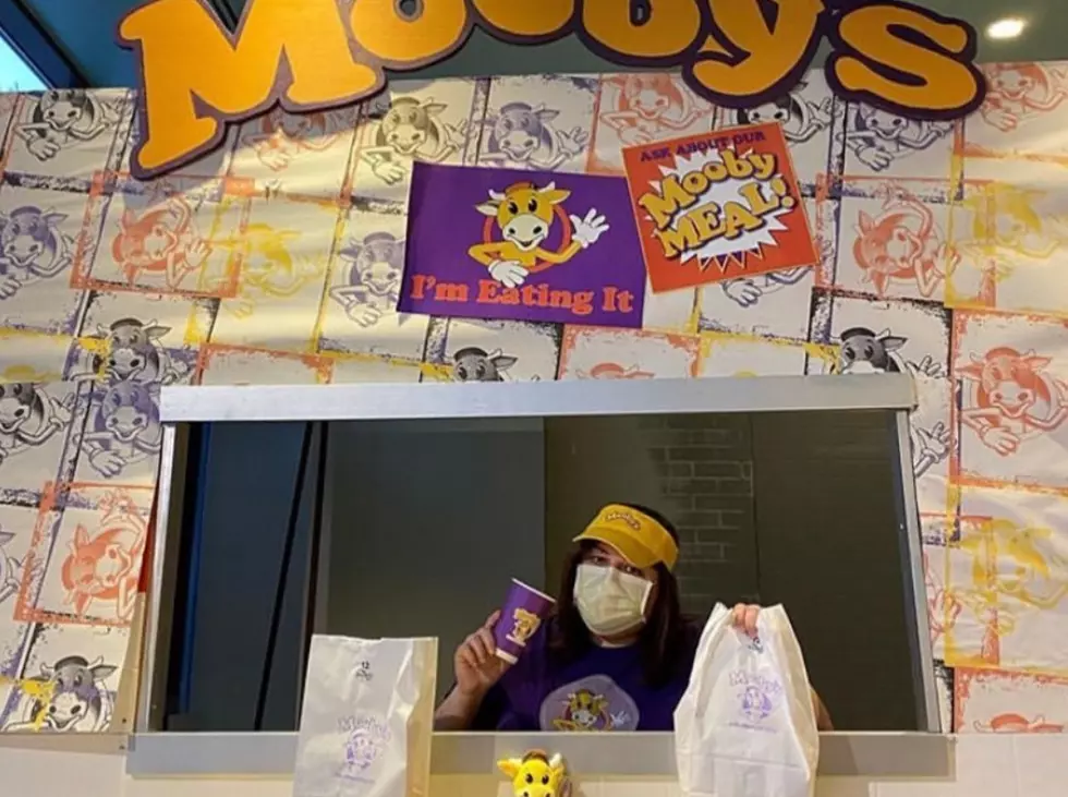 Kevin Smith’s Mooby’s Pop-Up Restaurant Coming To Chicago
