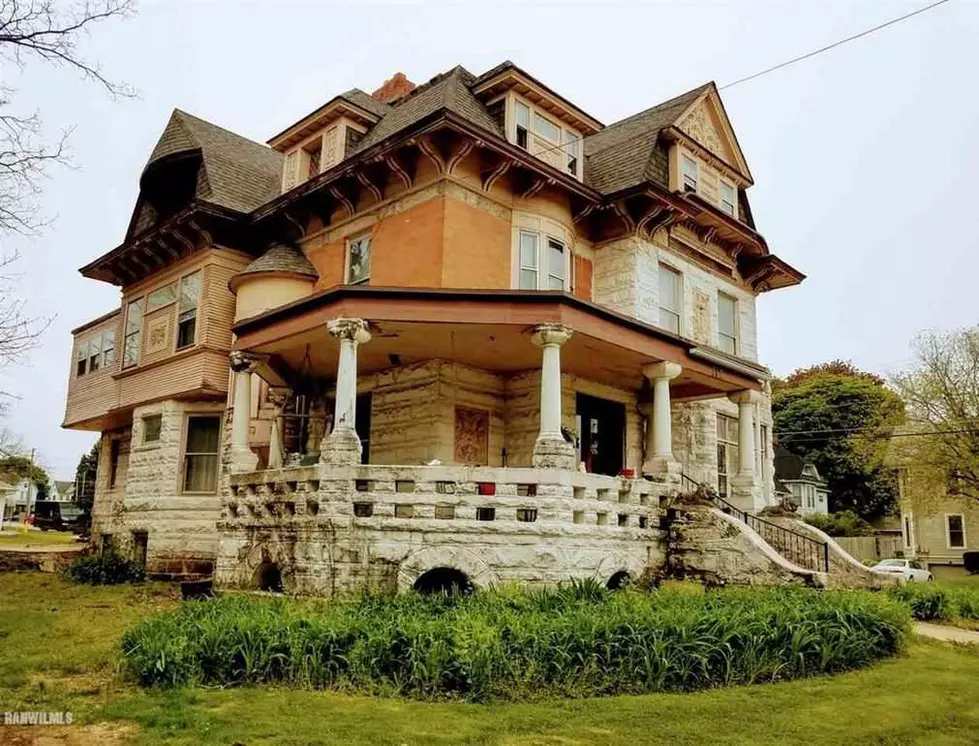 Historic Seven Bedroom Home For Only $149K In Rockford Area