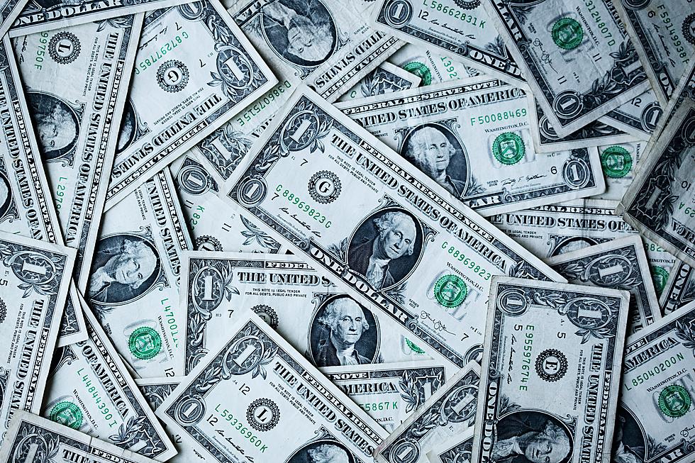 Rockford Bar Shares Photo of Fake Dollar Bills Going Around