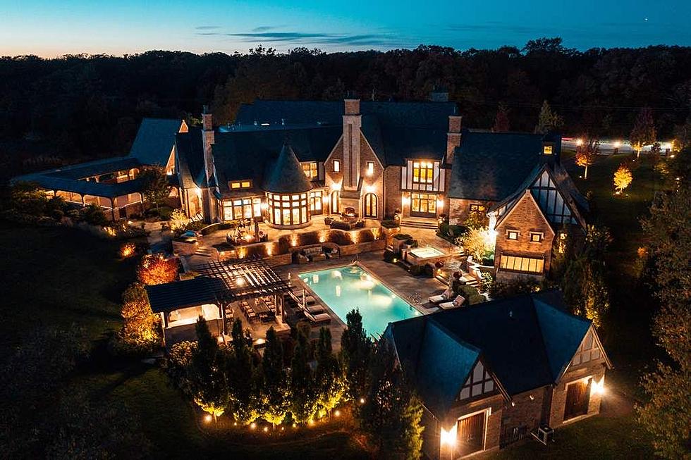 $10 Million Illinois Mansion with Most Incredible Features We’ve Ever Seen