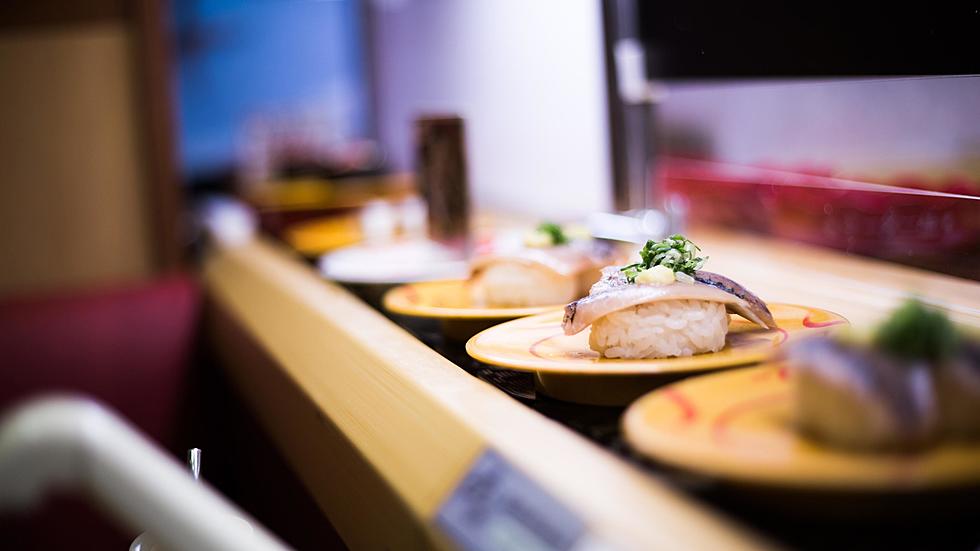 STOP! A Revolving Sushi Bar Experience In Illinois? Yes, Please.