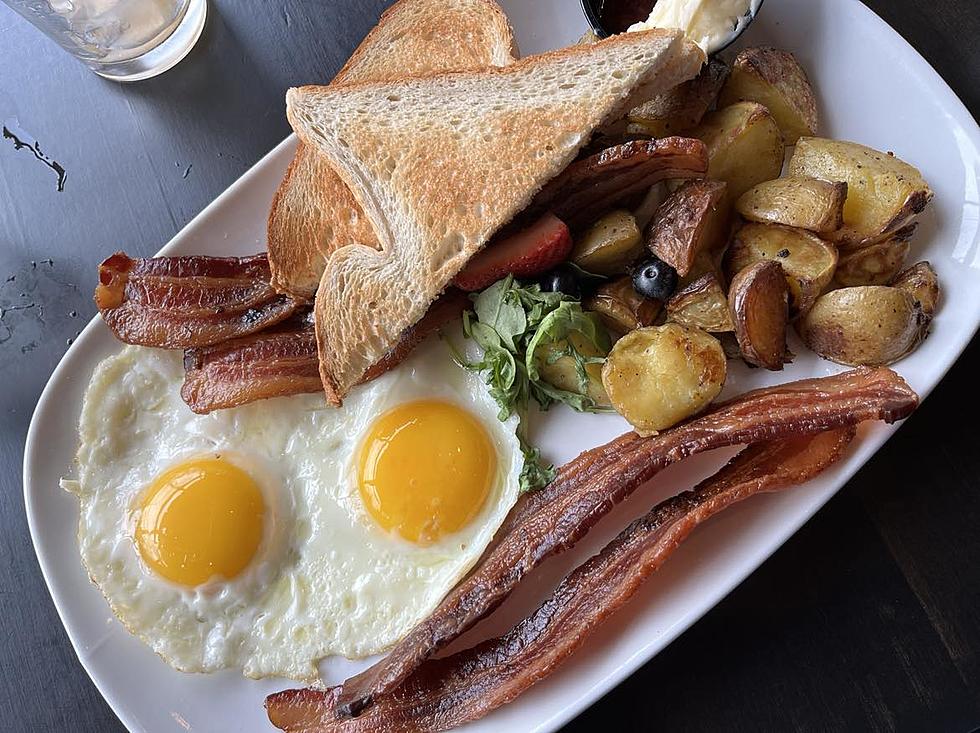 Best Bacon in Illinois Might be at this ‘Garden’ Restaurant