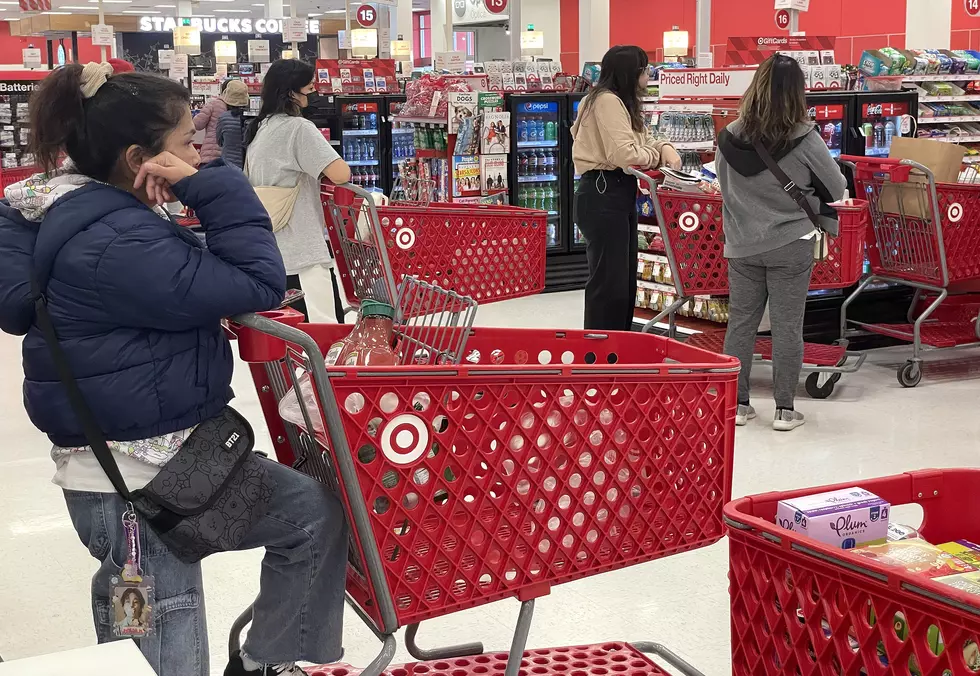Illinois Residents Debate Target’s New ’10 Items or Less’ Policy