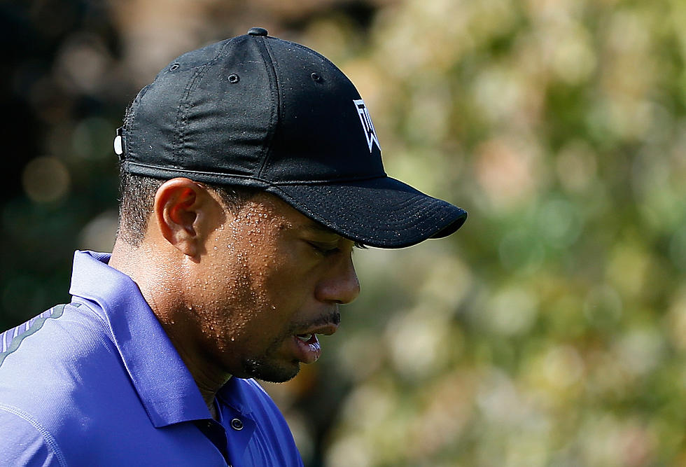 Tiger (Woods) Gets a Hairball on Course [VIDEO]