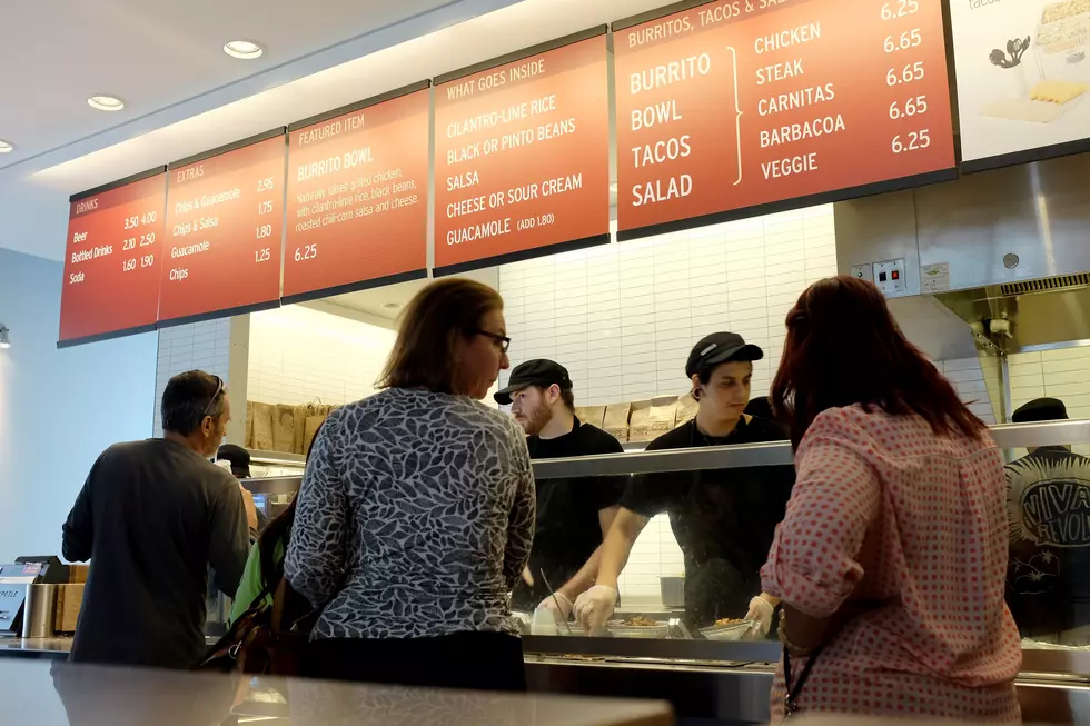 How to Score FREE Chipotle Today