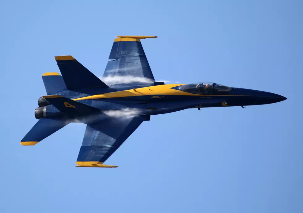 WTVO News Anchor Passes Out During Blue Angels Ride [VIDEO]