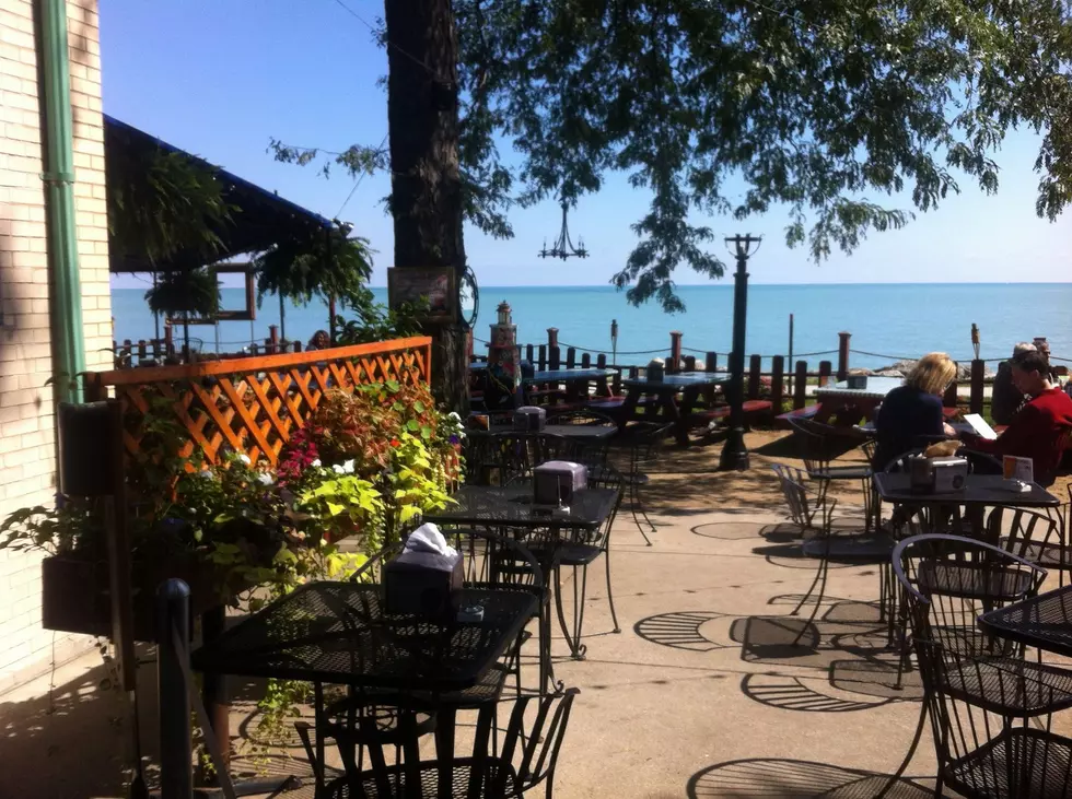 4 Outdoor Patios in Northern Illinois With Incredible Views