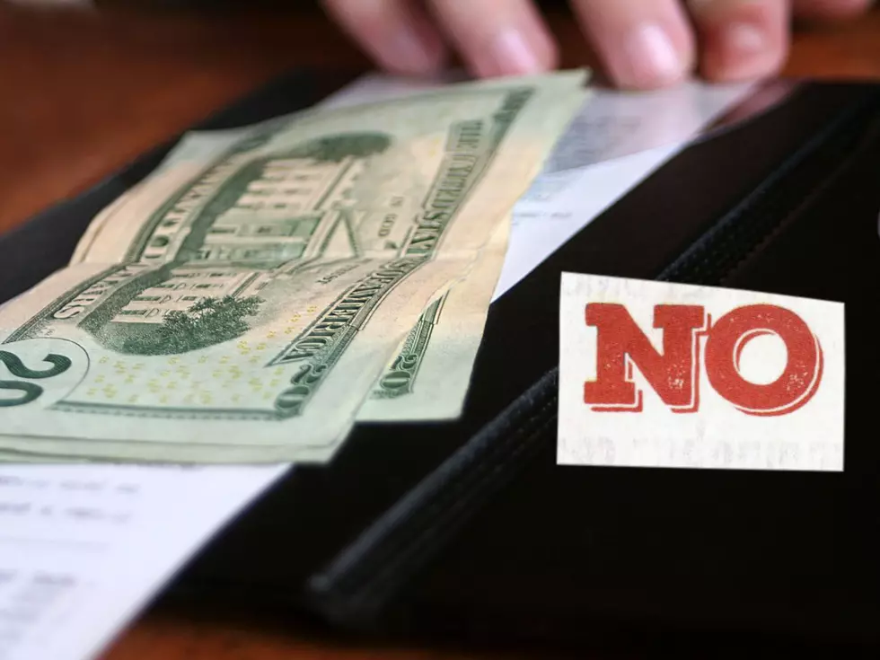 Customers Are Banned From Tipping Wait Staff At New WI Restaurant