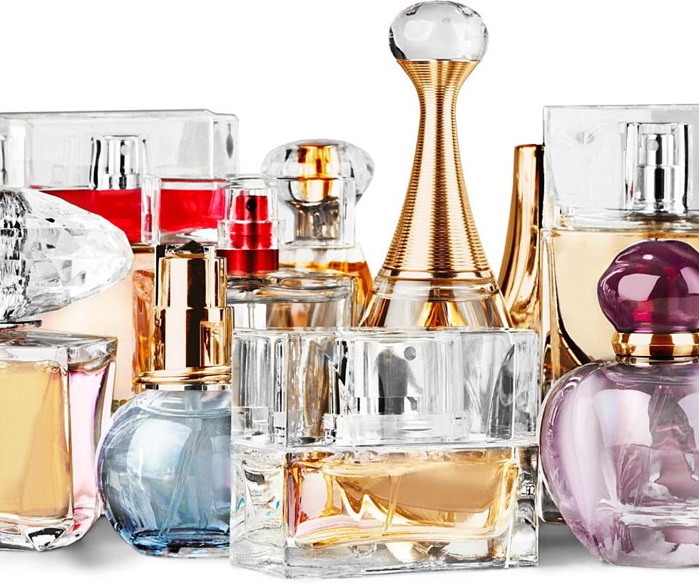 Thieves Swipe Over $2K In Perfume From Popular Illinois Store
