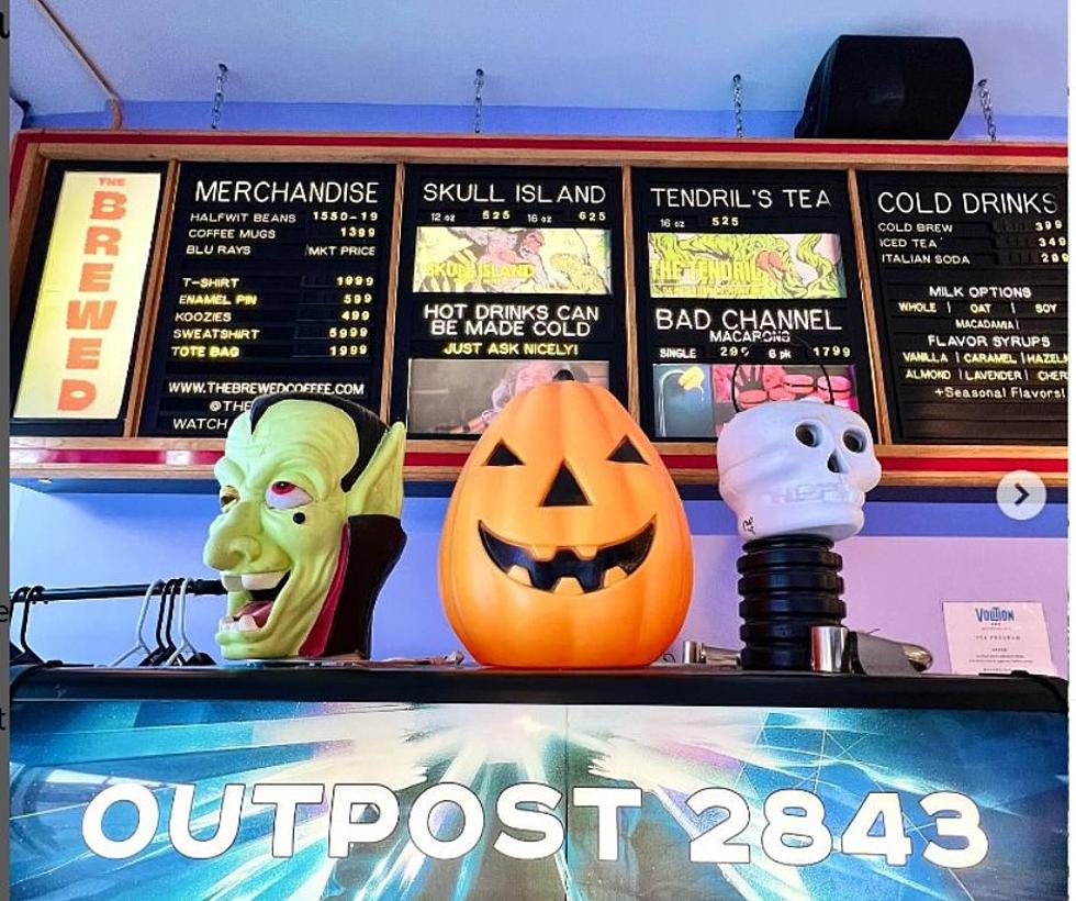 Illinois Business Owners Prove Horror And Coffee Are Perfect Fit
