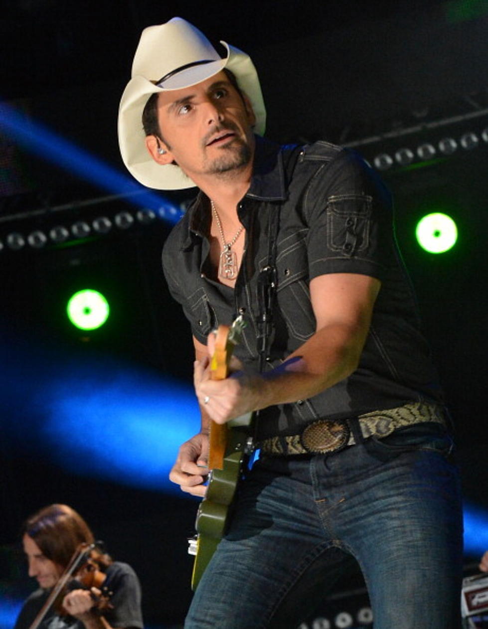 Brad Paisley Grabs a GoPro and Plays Guitar Solo with it [Video]