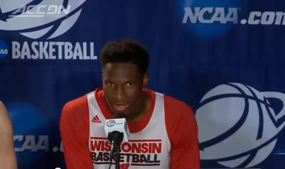 Wisconsin Basketball Player&#8217;s Embarrassing Moment at Press Conference [Video]