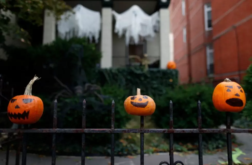 Dixon Home Shares the Awesomeness That is Halloween and the Chicago Cubs