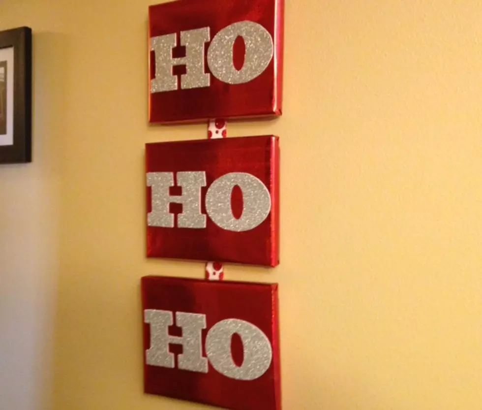 DIY ‘Ho Ho Ho’ Wall Hanging