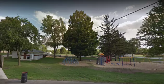 Police Called After a Report of Unknown Woman Talking to Kids at Roscoe Park