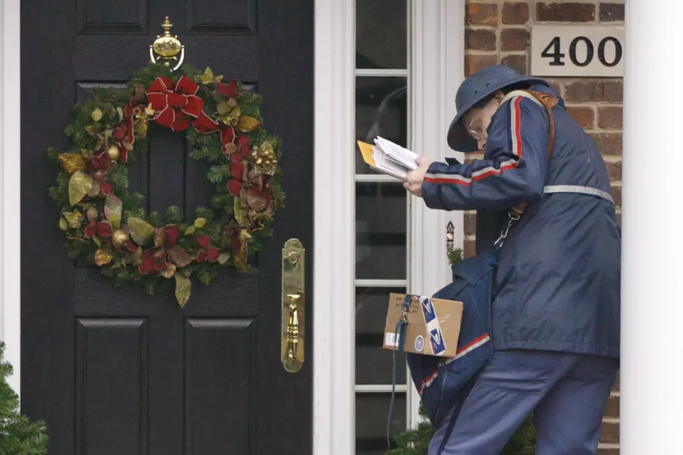 Be Careful About What Gift You Give Mail Carriers In Rockford